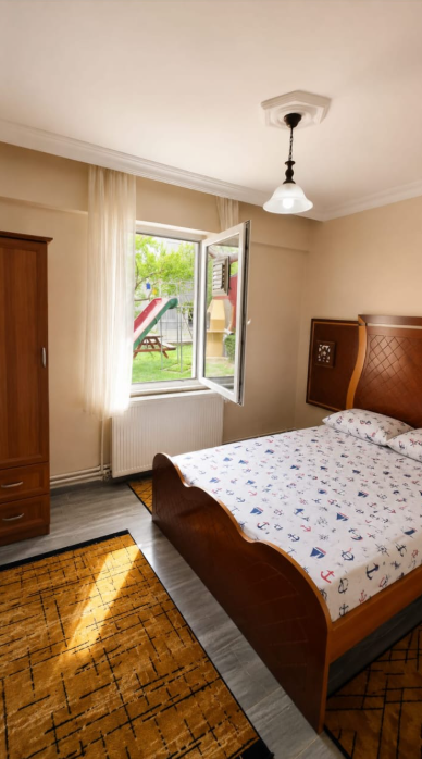 Birleşmiş Apart Alt Kat 4